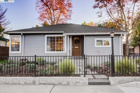 2700 Pacific St, Concord, CA 94518 photo 1