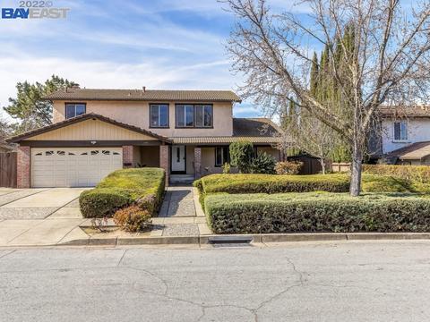 42951 Luzon Dr, Fremont, CA 94539 photo 1