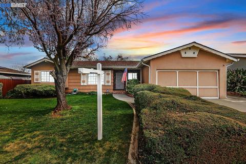 7680 Kilrush Ave, Dublin, CA 94568 photo 1
