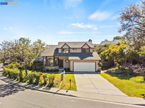 300 Topsail Dr, Vallejo, CA 94591 photo 1