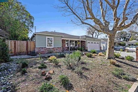1825 Noemi Dr, Concord, CA 94519 photo 1