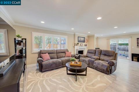 4054 Phoenix St, Concord, CA 94521 photo 1