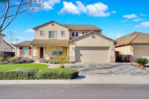 1053 Clear Lake Dr, Oakley, CA 94561 photo 1