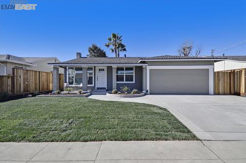 4713 Portola Dr, Fremont, CA 94536 photo 1