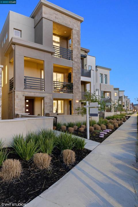 5879 Columbus St, Dublin, CA 94568 photo 1