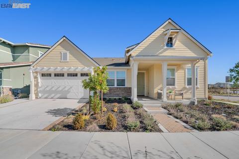33587 Maverick Loop, Fremont, CA 94555 photo 1