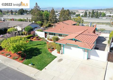 3886 Bayview Cir, Concord, CA 94520 photo 1