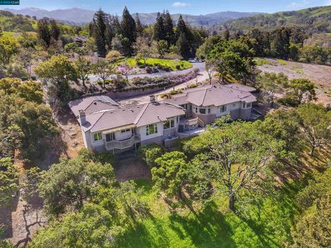 2 Diablo Oaks Way, Lafayette, CA 94549 photo 1