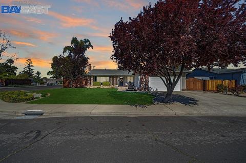 34 Diamond Dr, Livermore, CA 94550 photo 1