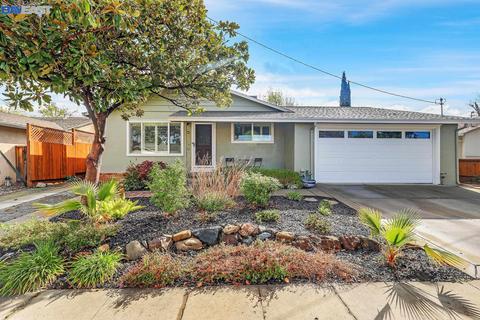 374 Burgess St, Livermore, CA 94550 photo 1