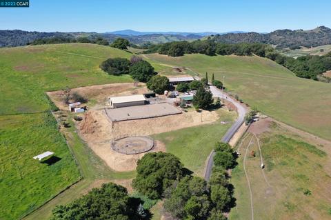 1051 Ferndale Rd, Martinez, CA 94553 photo 1