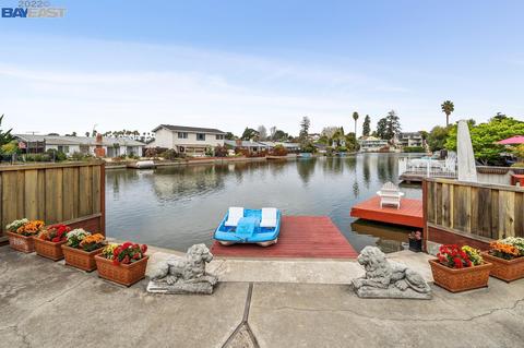 1021 Otis Dr, Alameda, CA 94501 photo 1