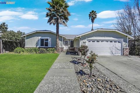 6134 Guava, Newark, CA 94560 photo 1