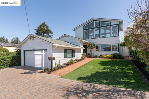 1065 Creston Rd, Berkeley, CA 94708 photo 1