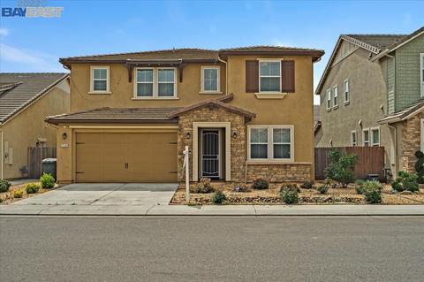 2124 Splendor Way, Modesto, CA 95357 photo 1