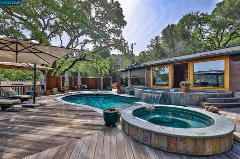 889 Upland Dr, Lafayette, CA 94549 photo 1