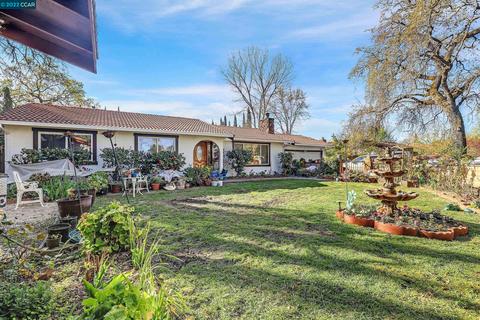 406 Crivelli Dr, Sonoma, CA 95476 photo 1