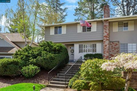 156 Miramonte Dr, Moraga, CA 94556 photo 1
