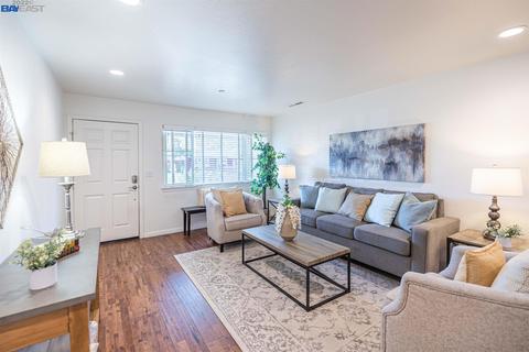 41140 Kathlean St, Fremont, CA 94538 photo 1