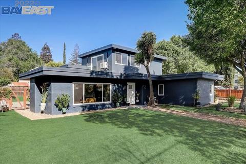 4790 Blum Rd, Martinez, CA 94553 photo 1