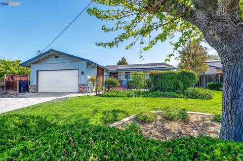 196 Lloyd St, Livermore, CA 94550 photo 1