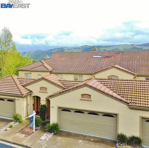 22144 E Lyndon Loop, Castro Valley, CA 94552 photo 1