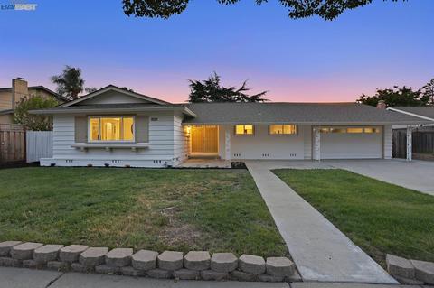 5673 Abington Dr, Newark, CA 94560 photo 1