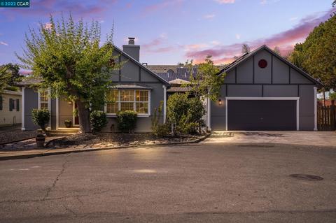 1565 Brown St, Martinez, CA 94553 photo 1
