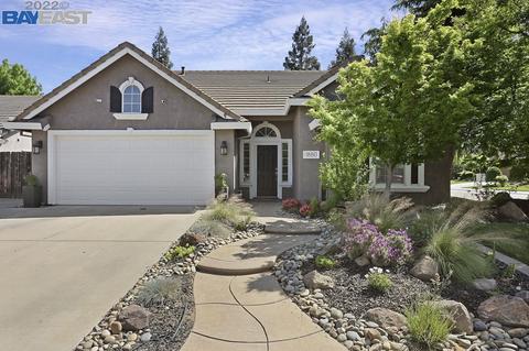 1880 Blackbird Pl, Lodi, CA 95240 photo 1