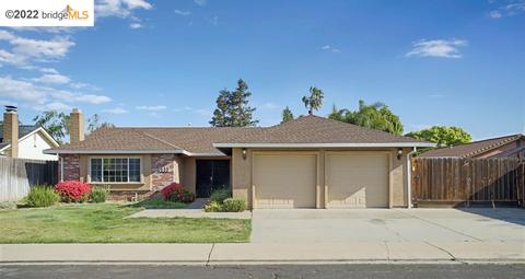 1032 Placer Ave, Manteca, CA 95336 photo 1