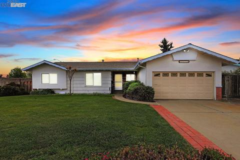 8442 Longford Way, Dublin, CA 94568 photo 1