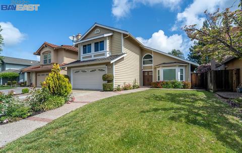 562 Fallen Leaf Cir, San Ramon, CA 94583 photo 1