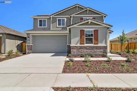 499 Sunol St, Lathrop, CA 95330 photo 1