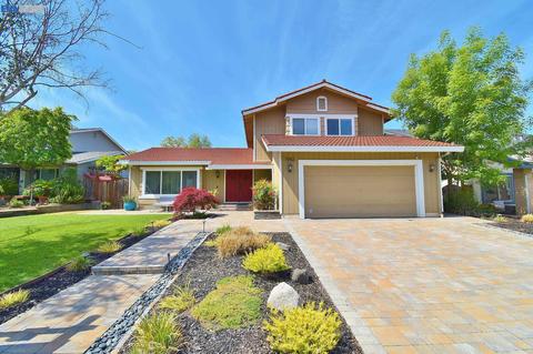 7942 Agate Way, Dublin, CA 94568 photo 1