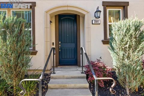 3041 Vittoria Loop, Dublin, CA 94568 photo 1