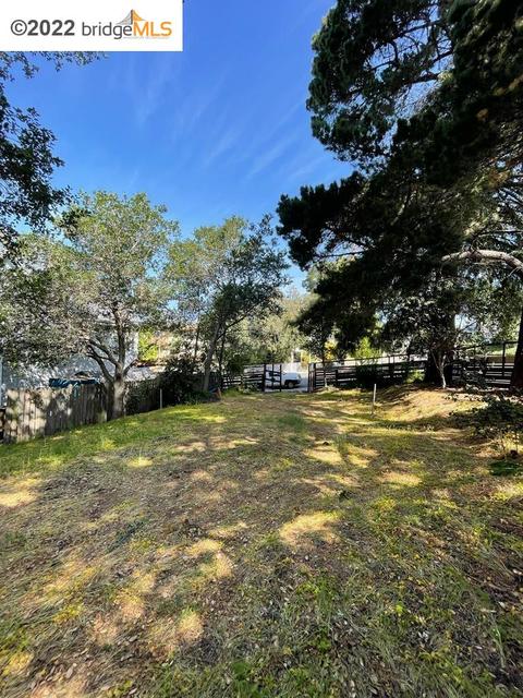 247 Ohio St, Vallejo, CA 94590 photo 1