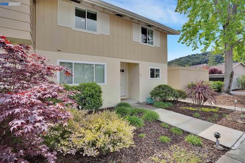 83 Miramonte Dr, Moraga, CA 94556 photo 1