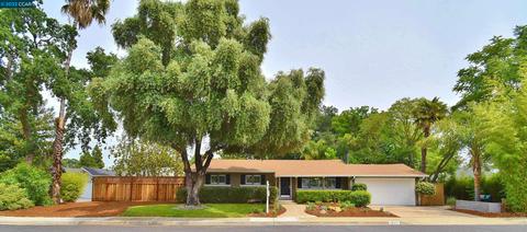 1836 Gilly Ln, Concord, CA 94518 photo 1
