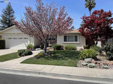 6756 Hickory Ln, Dublin, CA 94568 photo 1