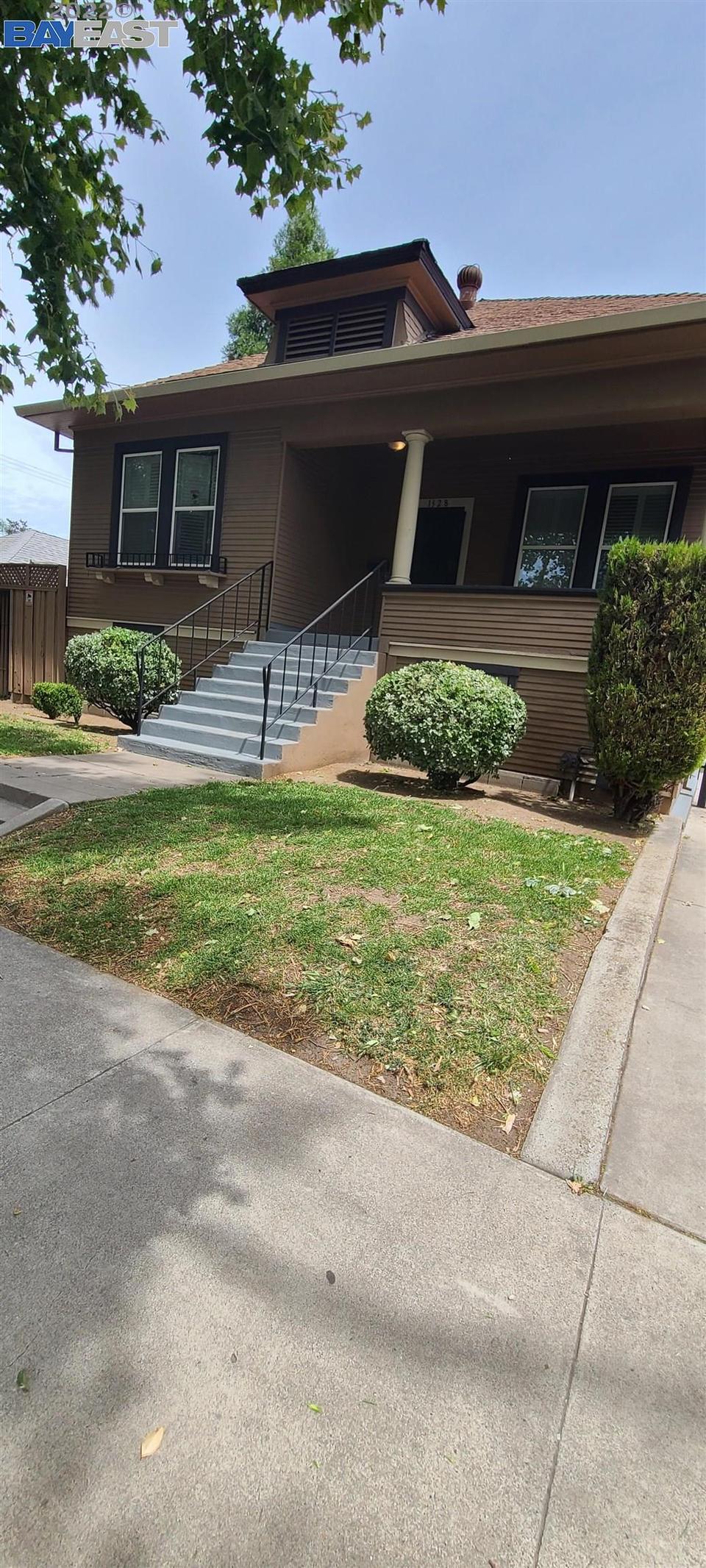 1328 N Lincoln St, Stockton, CA 95203 37 Photos MLS 40992156 Movoto