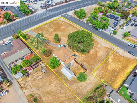 818 E 18th St, Antioch, CA 94509 photo 1