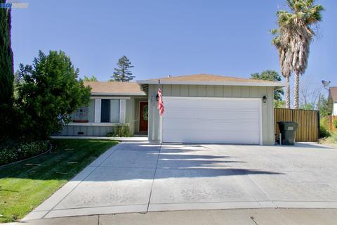 967 Terry Ct, Pittsburg, CA 94565 photo 1
