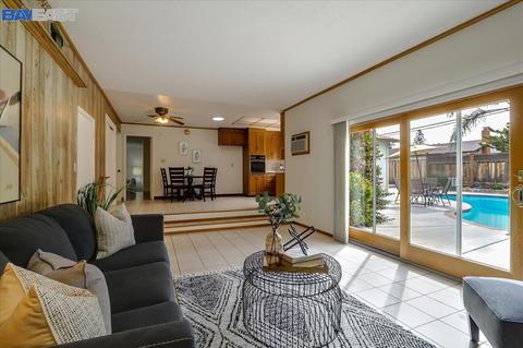 1548 Dianda Dr, Concord, CA 94521 photo 1
