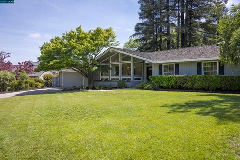 828 Crossbrook Ct, Moraga, CA 94556 photo 1