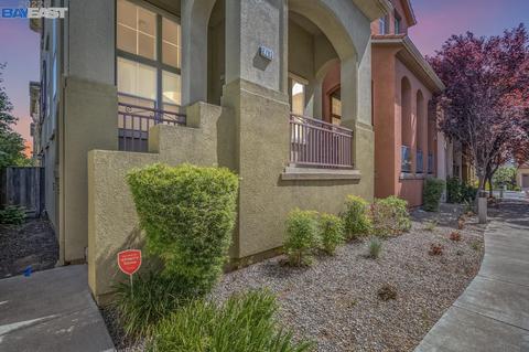 2703 Marcel Ln, Fairfield, CA 94533 photo 1