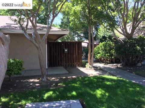 2043 Olivera Rd #D, Concord, CA 94520 photo 1