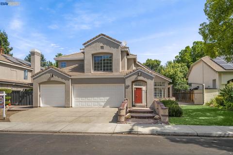 1700 Tahoe Cir, Tracy, CA 95376 photo 1