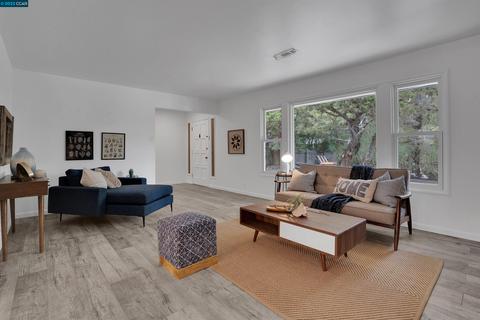 1007 Oak Grove Rd, Concord, CA 94518 photo 1