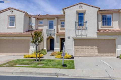 7349 Longmont Loop, Castro Valley, CA 94552 photo 1