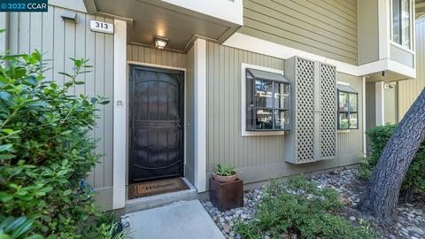 313 Eastgate Ln, Martinez, CA 94553 photo 1